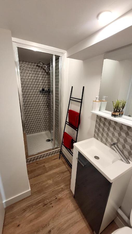 Appart 2 Chambres Avec Exterieur แชร์บูร์ก อ็อง กงต็องแต็ง ภายนอก รูปภาพ